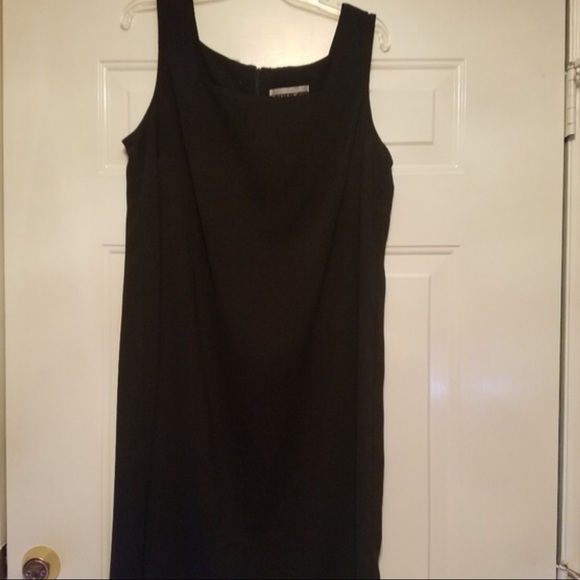 Dana Kay Sleeveless Black Dress - Picture 2 of 3